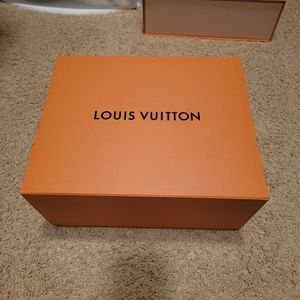 Lv box